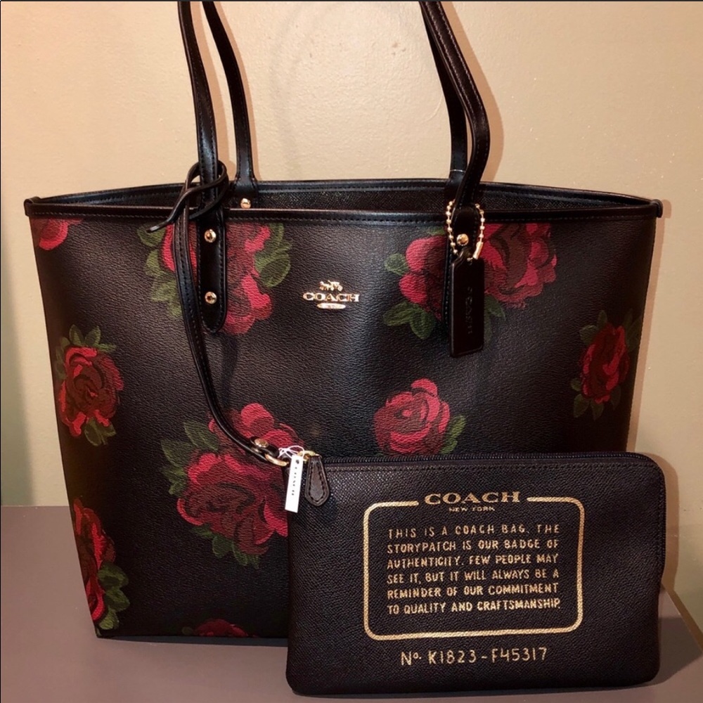 Authentic coach tote purse